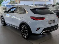 Neu Kia XCeed Vision 150 PS (110 kW) 2026 Weiß SUV