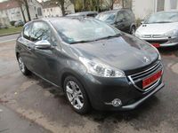 Gebraucht Peugeot 208 Allure 82 PS (60 kW) 2014 Kleinwagen