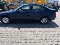 Gebraucht BMW 318 143 PS (105 kW) 2004 Blau Limousine
