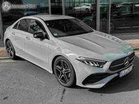 Gebraucht Mercedes A200 AMG 163 PS (119 kW) 2025 Manufaktur lack manufaktur alpin Limousine