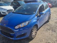 Gebraucht Ford Fiesta 75 PS (55 kW) 2013 Blau Kleinwagen