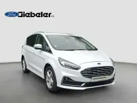 Gebraucht Ford S-MAX Titanium 190 PS (139 kW) 2023 Frostweiß Van / Kleinbus