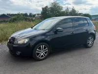 Gebraucht VW Golf VI 105 PS (77 kW) 2010 Schwarz Kleinwagen