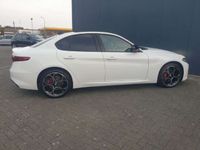 gebraucht Alfa Romeo Giulia 2.2d Veloce Q4 PANO+LEDER+NAVI+R.KAMERA