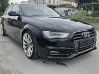 Gebraucht Audi A4 Attraction 170 PS (125 kW) 2012 Schwarz Kombi