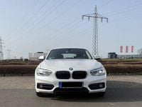 Gebraucht BMW 118 Sport Line 136 PS (100 kW) 2018 Weiß Kleinwagen