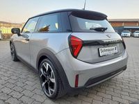 Gebraucht Mini Cooper Favoured 114 kW (156 PS) 2025 Silber Kleinwagen
