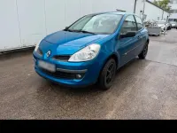 Gebraucht Renault Clio 75 PS (55 kW) 2005 Blau Kleinwagen