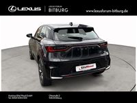Neu Lexus LBX 136 PS (100 kW) 2025 Schwarz SUV
