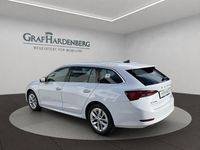 Gebraucht Skoda Octavia Style 150 PS (110 kW) 2022 Weiß Kombi