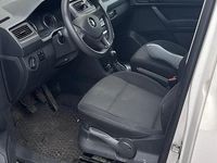 Second-hand VW Caddy 101 CP (74 kW) 2016 Alb Monovolum