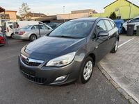 Gebraucht Opel Astra Design Edition 140 PS (102 kW) 2012 Grau Kombi