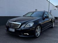 Gebraucht Mercedes E500 387 PS (284 kW) 2009 Schwarz Limousine
