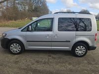 Gebraucht VW Caddy Trendline 86 PS (63 kW) 2011 Silber Van / Kleinbus