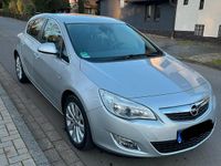 Gebraucht Opel Astra 101 PS (74 kW) 2010 Silber Limousine