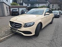 Second-hand Mercedes E220 194 CP (142 kW) 2019 Galben Break