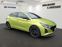 Neu Hyundai i20 Blackline 90 PS (66 kW) 2026 Gelb Kleinwagen
