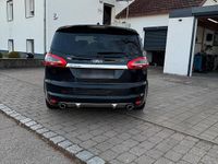 Second-hand Ford S-MAX S 200 CP (147 kW) 2014 Negru Monovolum