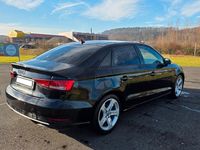 Gebraucht Audi A3 Sport 150 PS (110 kW) 2017 Schwarz Limousine