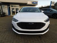 Neu Ford Focus Titanium 116 PS (85 kW) 2025 Weiß Limousine