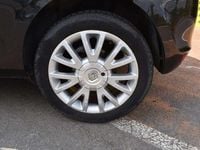 Second-hand Renault Clio II 75 CP (55 kW) 2010 Negru Berlinǎ