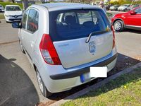 Gebraucht Hyundai i10 68 PS (50 kW) 2009 Silber Kleinwagen