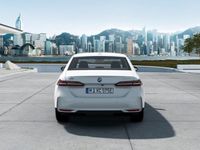 Gebraucht BMW 550e Sport Line 489 PS (359 kW) 2024 Alpinwe uni Limousine