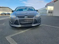 Gebraucht Ford Focus 109 PS (80 kW) 2012 Grau Limousine
