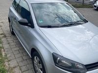 Second-hand VW Polo Trendline 60 CP (44 kW) 2014 Argintiu Hatchback