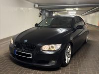 Gebraucht BMW 330 272 PS (200 kW) 2007 Schwarz Coupé