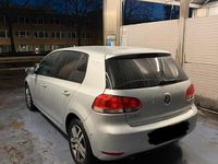 Gebraucht VW Golf VI 140 PS (102 kW) 2009 Silber Kleinwagen