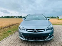 Gebraucht Opel Astra 101 PS (74 kW) 2015 Grau Kombi