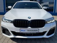 Gebraucht BMW 520 M Sport 190 PS (139 kW) 2022 Alpinweiss iii Kombi