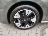 Gebraucht VW Multivan Style 177 PS (130 kW) 2025 Grau Van / Kleinbus