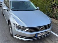 Gebraucht VW Passat Comfortline 120 PS (88 kW) 2018 Silber Kombi