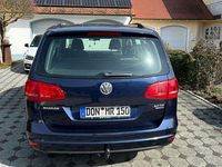 Second-hand VW Sharan 116 CP (85 kW) 2013 Albastru Monovolum