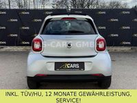 Używany Smart ForFour Passion 90 KM (66 kW) 2016 Srebrny Hatchback