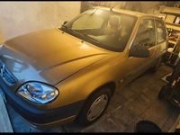 Gebraucht Citroën Saxo 60 PS (44 kW) 2002 Gold Kleinwagen