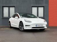 Gebraucht Tesla Model 3 Standard Range 239 kW (325 PS) 2020 Weiß Limousine