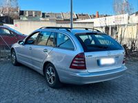 Gebraucht Mercedes 200 120 PS (88 kW) 2002 Silber Kombi