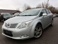 Gebraucht Toyota Avensis Sol 150 PS (110 kW) 2011 Silber Kombi