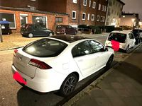 Gebraucht Renault Laguna III Dynamique 110 PS (80 kW) 2013 Weiß Limousine