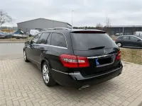 Gebraucht Mercedes E300 231 PS (169 kW) 2012 Schwarz Kombi