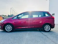 Używany Ford Grand C-Max 150 KM (110 kW) 2017 Czerwony Minivan