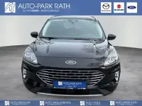 Usado Ford Kuga Titanium 225 HP (165 kW) 2022 Preto SUV