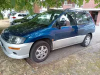 Gebraucht Mitsubishi Space Runner 136 PS (100 kW) 1999 Blau Van / Kleinbus