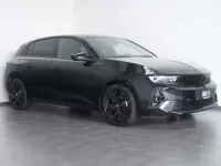 Gebraucht Opel Astra 131 PS (96 kW) 2024 Schwarz Kleinwagen