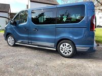 Gebraucht Opel Vivaro Sport 145 PS (106 kW) 2017 Blau Van / Kleinbus