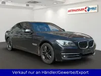 Gebraucht BMW 750 Performance 449 PS (330 kW) 2014 Sophistograu Limousine