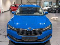 Gebraucht Skoda Superb Ambition 150 PS (110 kW) 2022 Blau Kombi